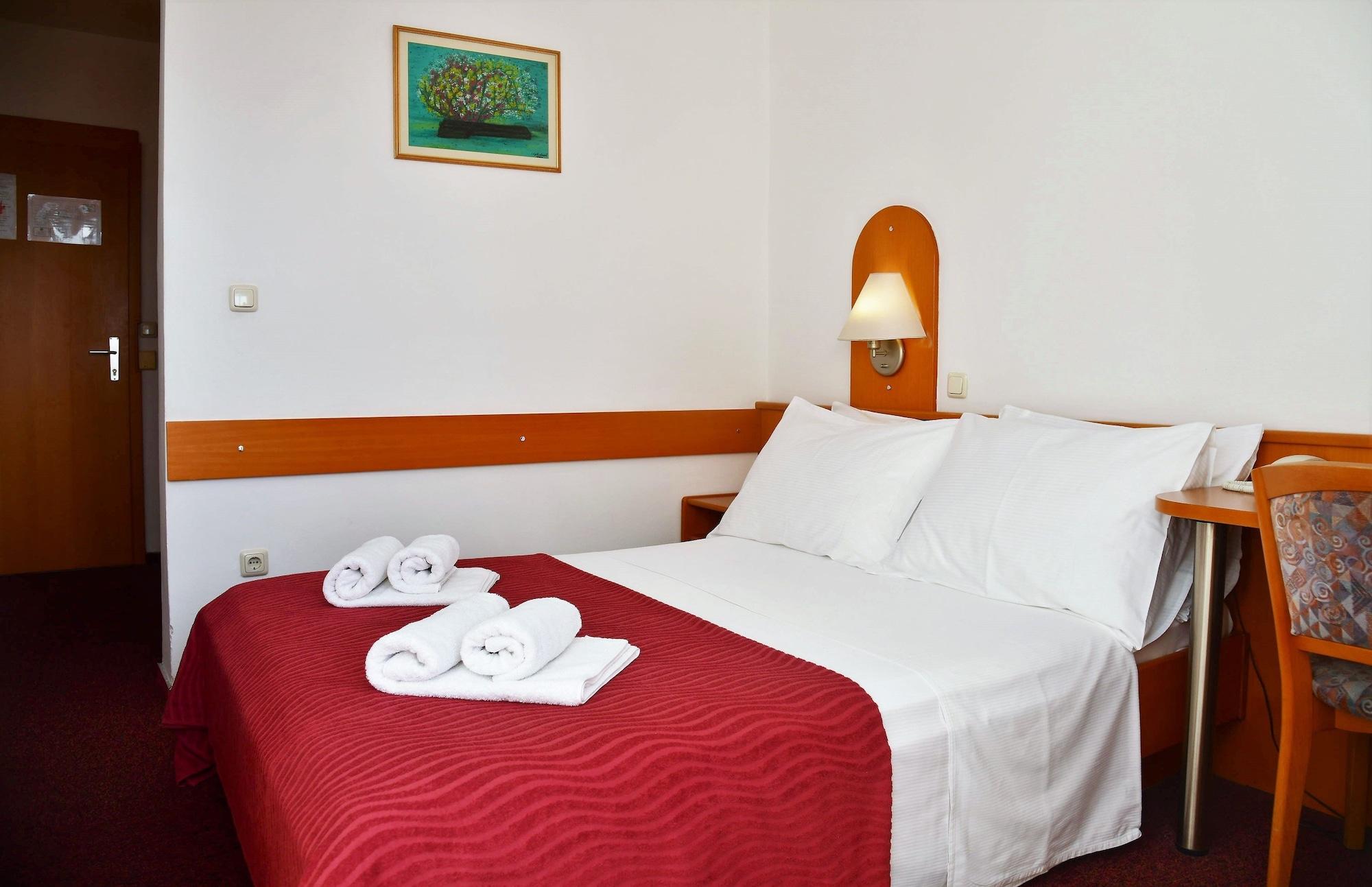 Hotel Alkar 3*